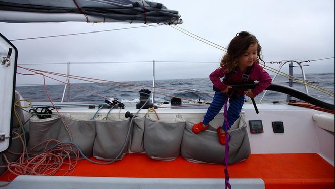 Babies on board - helping Dad, photo by Somira Sao ©  SW